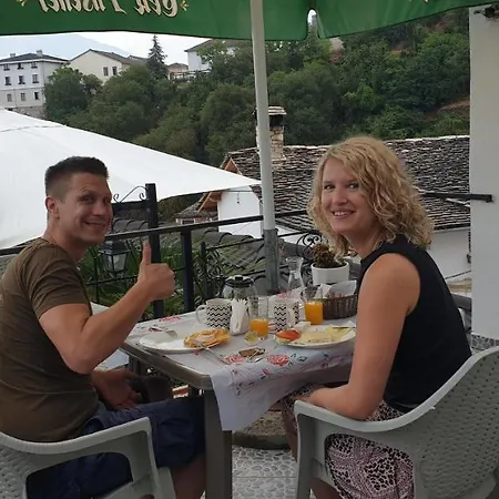 Alma Apartamento Gjirokastër